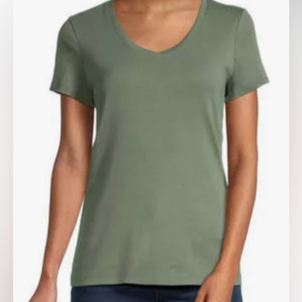 NWT St. John’s Bay Women’s V-Neck Green Short Sleeve 100% Cotton Tee Size Large